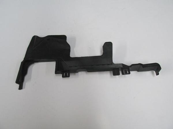 Audi A4 08/12 Ön Panel Davlumbazı Sağ (Tyg)  - Image 1