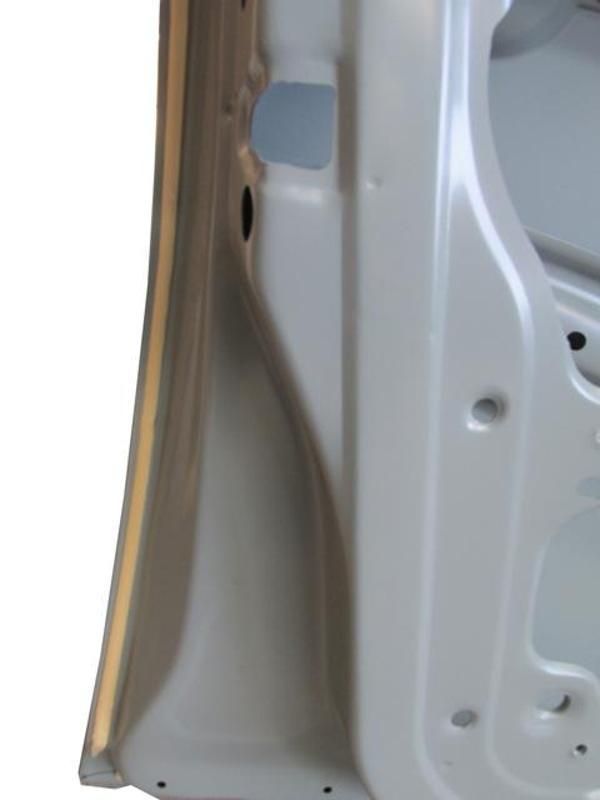 Volkswagen Bora 99/05 Ön Kapı Komple Sol Gri̇ Boyalı (İ̇celi̇/çekomasti̇kli̇) (Sımyı)  - Image 1
