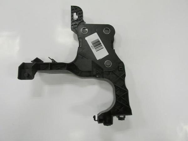 Renault Scenic 2 03/09 Ön Panel Yan Parça Sağ Plasti̇k  - Image 1