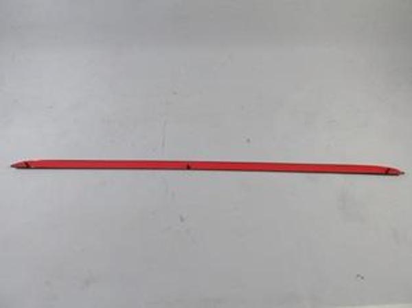 Renault Clio 4 Hb 16/20 Arka Bagaj Çıtası (Si̇yah) Geçmeli̇/yapıştırmalı  - Image 1