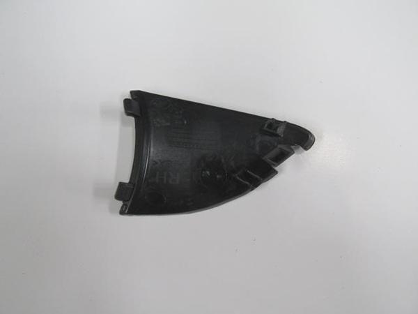 Opel Astra J Sd/hb 12/20 Si̇s Lamba Kapağı Alt Plasti̇ği̇ Sağ  - Image 1
