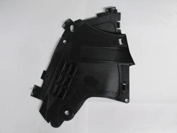 Dacia Logan 04/08 Karter Muhafaza Plasti̇ği̇ Sağ (Bfn)  - Image 1