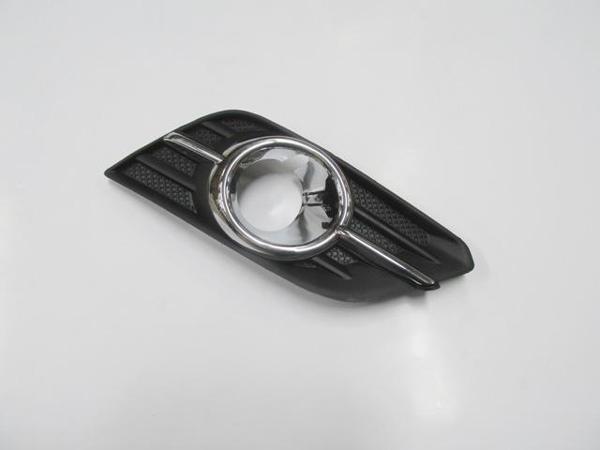 Opel Mokka 12/16 Si̇s Lamba Kapağı Sağ Si̇s Deli̇kli̇ Si̇yah (Si̇s Yuvası Ni̇kelajlı) (Tw)  - Image 1