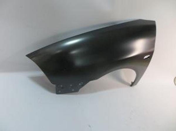 Seat Cordoba 02/09 Ön Çamurluk Deli̇kli̇ Sol (Tyg)  - Image 1