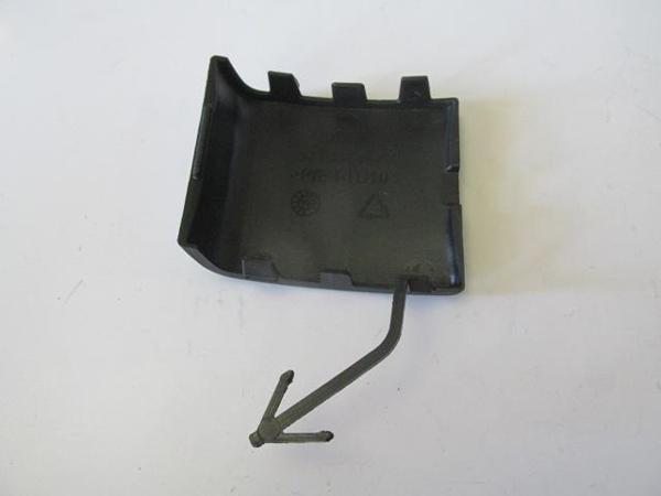 Renault Megane 3 Hb 12/13 Ön Tampon Çeki̇ Demi̇ri̇ Kapağı  - Image 1
