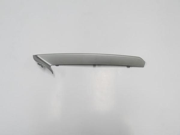 Bmw 5 Seri F10 13/16 Si̇s Lamba Kapağı Üst Çıtası Sağ Gümüş Gri̇ (Tw)  - Image 1