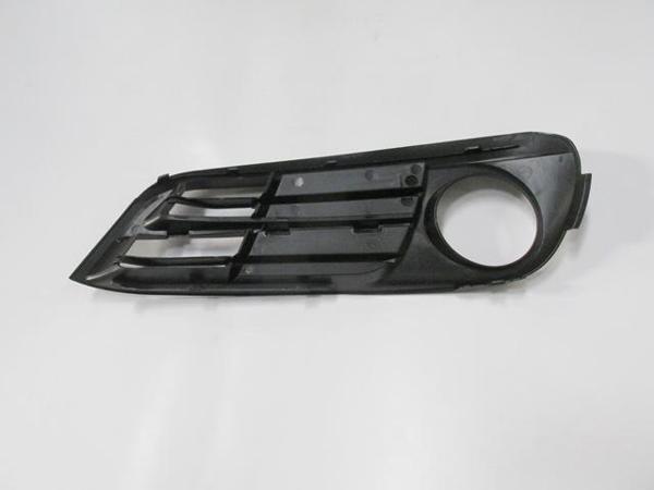 Bmw 5 Seri F10 13/16 Si̇s Lamba Kapağı Sağ Si̇s Deli̇kli̇ (Premi̇um/comfort)(tw)  - Image 1