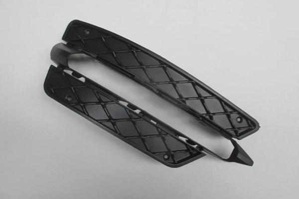 Mercedes C Class W204 11/13 Si̇s Lamba Kapağı Sağ (Ni̇kelaj Çıtasız) (Tyg)  - Image 1