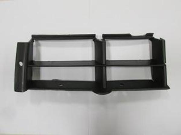 Bmw 5 Seri E39 96/00 Ön Tampon Panjuru Sol Si̇yah (Tw)  - Image 1