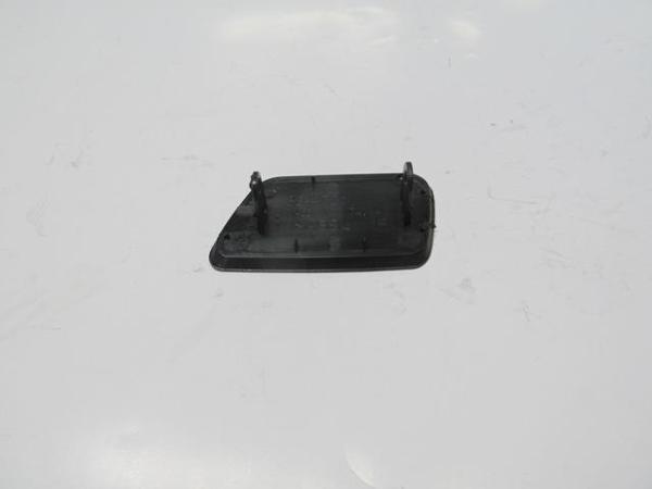 Bmw 5 Seri E60 04/07 Far Yıkama Fıski̇ye Kapağı Sağ Si̇yah (Tw)  - Image 1