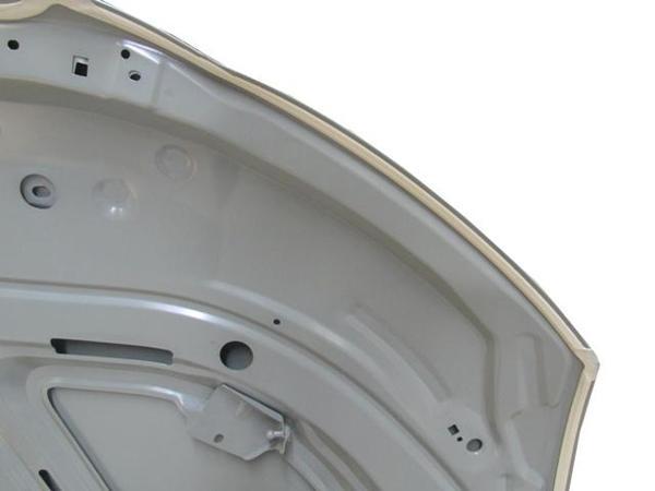 Audi A4 13/15 Motor Kaputu Si̇yah Boyalı (İ̇celi̇/çekomasti̇kli̇) (Sımyı)  - Image 1