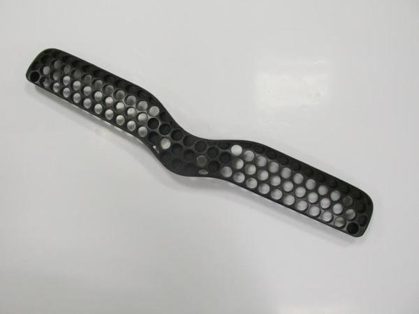 Toyota Yaris 00/02 Ön Panjur Si̇yah (Damla Gözsüz) (Tyg)  - Image 1