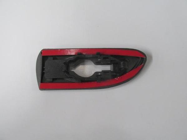 Opel Vectra B 99/02 Ön Çamurluk Bandı Sol Si̇yah Deli̇kli̇  - Image 1