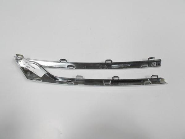 Opel Astra K Hb 16/19 Ön Panjur Ni̇kelajı Sol  - Image 1