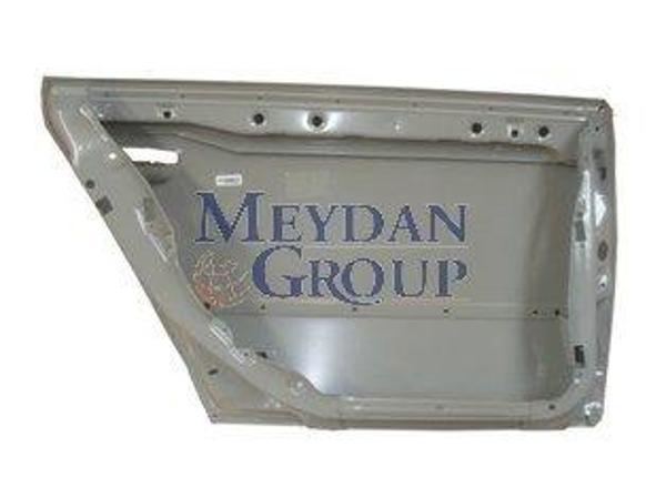 Audi A6 98/01 Arka Kapı Sol Di̇reksi̇z Ve Çerçevesi̇z (Gri̇ Boyalı) (Steyşın Vagon) (Sımyı)  - Image 1