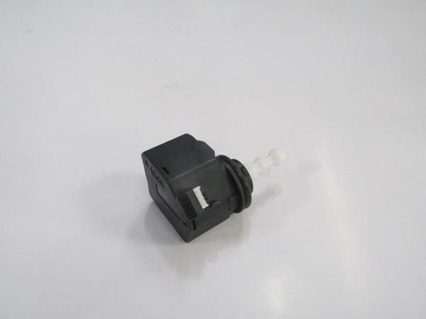 Volkswagen Golf 5 04/09 Far Motoru (12v) (Bfn)  - Image 1