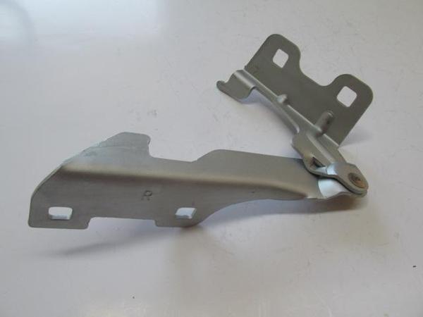 Renault Symbol Thalia Sd 09/12 Kaput Menteşesi̇ Sağ  - Image 1