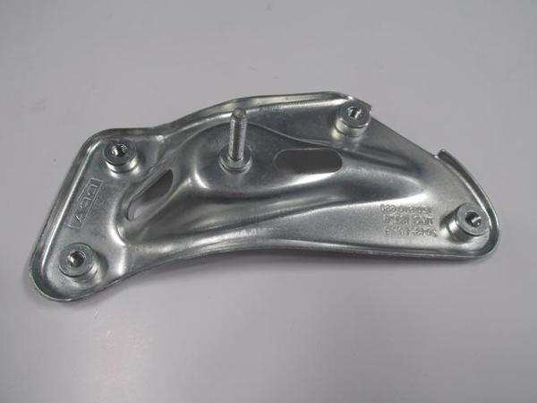 Skoda Octavia 05/09 Ön Çamurluk Bağlantı Braketi̇ Uç Kısım Alt Sol (Twy)  - Image 1