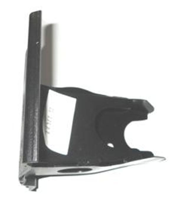 Hyundai Sonata 94/96 Ön Tampon Braketi̇ Sağ  - Image 1