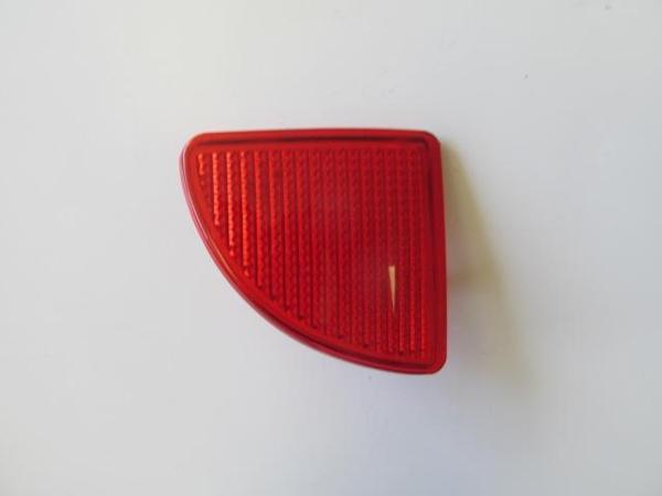 Dacia Logan Mcv 06/08 Arka Tampon Reflektörü Sol Kırmızı  - Image 1