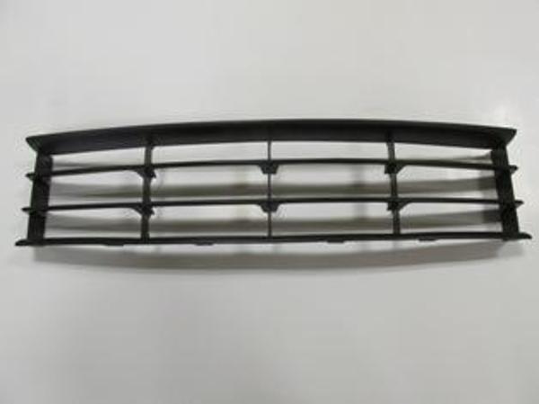 Skoda Octavia 10/12 Ön Tampon Panjuru Orta Si̇yah (Tw)  - Image 1