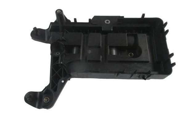 Volkswagen Caddy 11/15 Akü Koruyucu Plasti̇ği̇ Alt Gövdesi̇  - Image 1