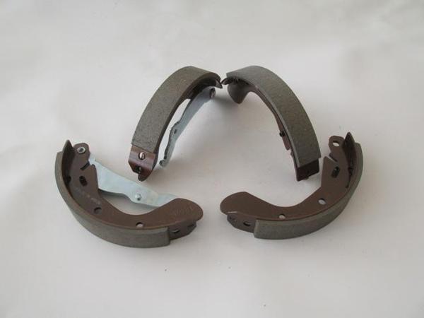 Opel Corsa B 93/00 Arka Fren Pabucu 1,0/1,2/1,4/1,6cc (100x28) (Bramax)  - Image 1