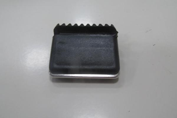 Mercedes S Sl Class W140 91/98 Havalandırma Izgarası Yön Düğmesi̇  - Image 1