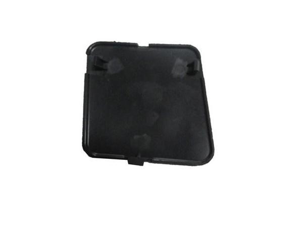 Ford Transit Connect 02/06 Ön Tampon Çeki̇ Demi̇r Kapağı Sol  - Image 1