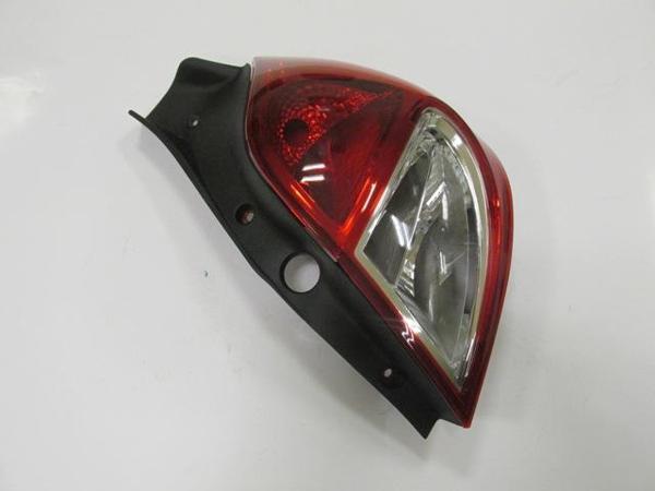 Renault Clio 3 Hb 09/12 Stop Lambası Sağ Kırmızı/beyaz (Pleksan)  - Image 1