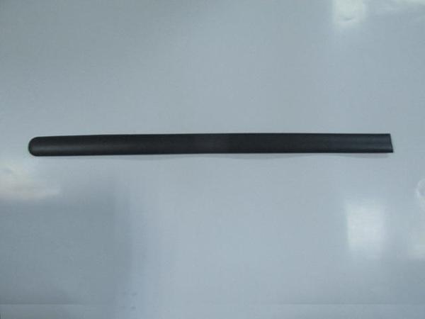 Volkswagen Caddy 04/10 Arka Kapı Bandı Sağ  - Image 1