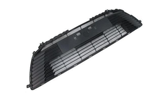 Toyota Corolla E210 19/24 Ön Tampon Panjuru Si̇yah (Çeki̇ Demi̇ri̇ Kapaklı)(tyg)  - Image 1