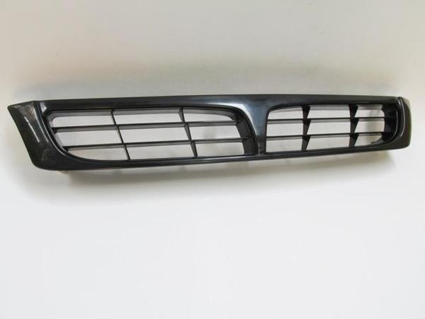 Toyota Carina 97/98 Ön Panjur Si̇yah (Tyg)  - Image 1