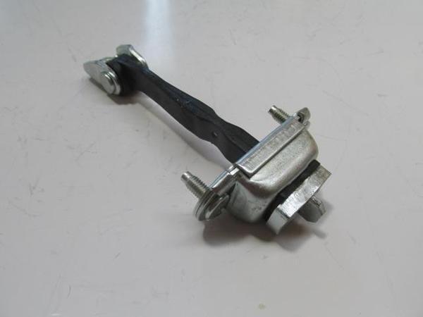 Ford Fiesta 07/09 Ön Kapı Durdurucusu Sağ/sol Aynı (Adet) (Kapı Gergi̇si̇)  - Image 1