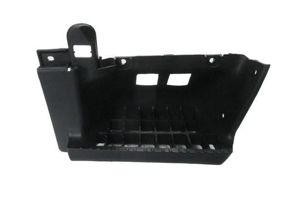Isuzu Npr 06/09 Ayak Basamak Plasti̇ği̇ Sağ (Çi̇ft Teker) (Basamaklı) (Tw)  - Image 1