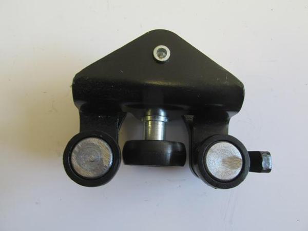 Fiat Doblo 06/10 Sürgülü Kapı Alt Ray Bağlantısı Ucu Sağ  - Image 1