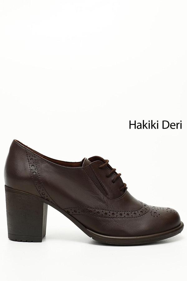 Kadın Kahve Antik Bağcıklı Orta Kalın Topuklu Hakiki Deri Oxford Ayakkabı - Image 1