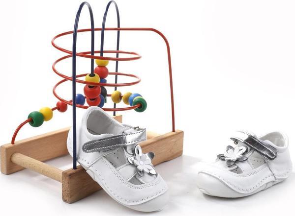 Walkenzo 3937 Rahat Ortopedik Taban Deri İlk Adım Kız Bebek Ayakkabısı - Image 1