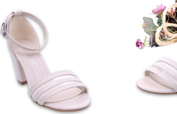 Goldstep 1601 Kadın 7,5 Cm Topuk Dantelli Tek Bant Sandalet - Image 1