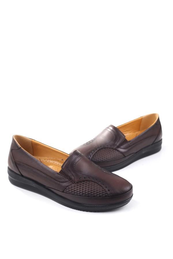 Walkenzo 3775 Kadın Büyük Numara Ortopedik Taban Deri Ayakkabı - Image 1