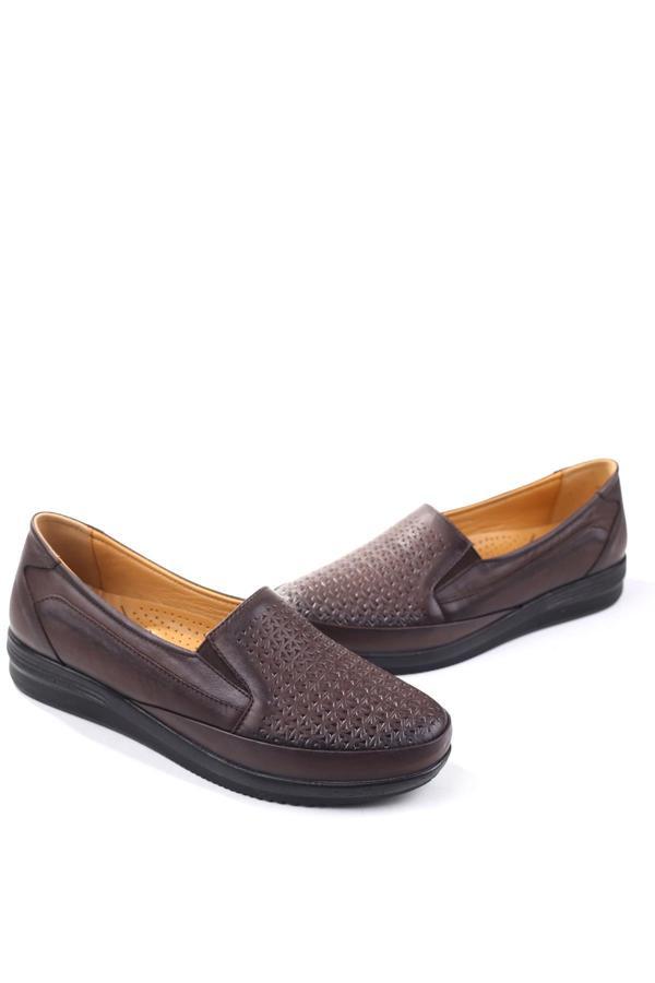 Walkenzo 3773 Kadın Büyük Numara Ortopedik Taban Deri Ayakkabı - Image 1