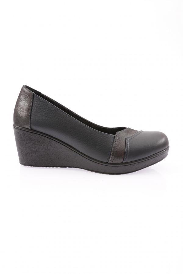 Kadın Dolgu Taban Comfort Ayakkabı Lacivert Simli 7623217 - Image 1