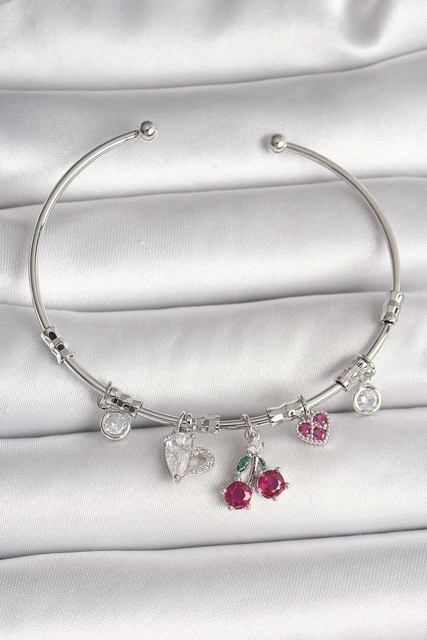 Pirinç Gümüş Renk Sallantı Kiraz Figür Kalp Detay Charm Kadın Bileklik - TJ-BB6901 - Image 1