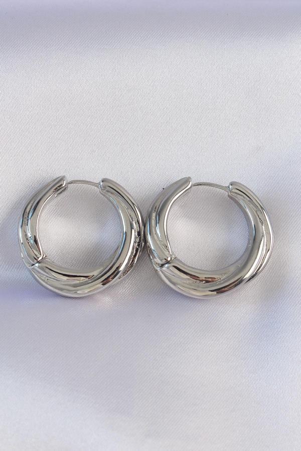 Pirinç Gümüş Renk Asimetrik Kıvrım Küpe - TJ-BKP8975 - Image 1