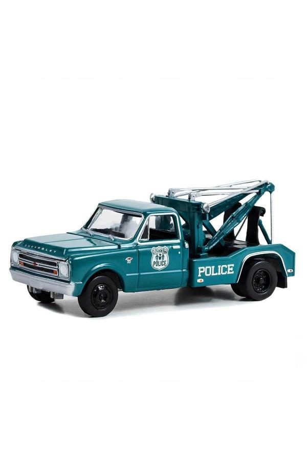Greenlight 1/64 1967 Chevrolet C-30 Dually Wrecker New York Metal Model Çekici - Image 1