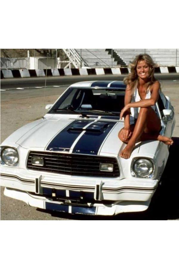 Greenlight 1:43 Charlie'S Angels (1976-81 Tv Series) - 1976 Ford Masteng Cobra Iı Koleksiyonluk Model Araba - Image 1
