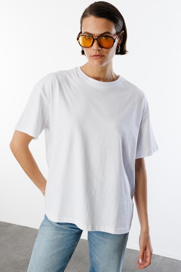 Kadın %100 Organik Pamuklu Kalın Dokulu Oversize Fit Yuvarlak Yakalı T-shirt KADIN-OVERSIZE-T-SHIRT - Image 1