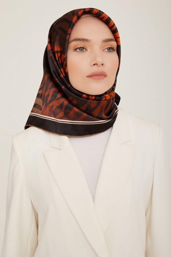 Armine Ipek Eşarp Sura 2022-2023 Sonbahar Kış-Kızıl Kahverengi - Image 1