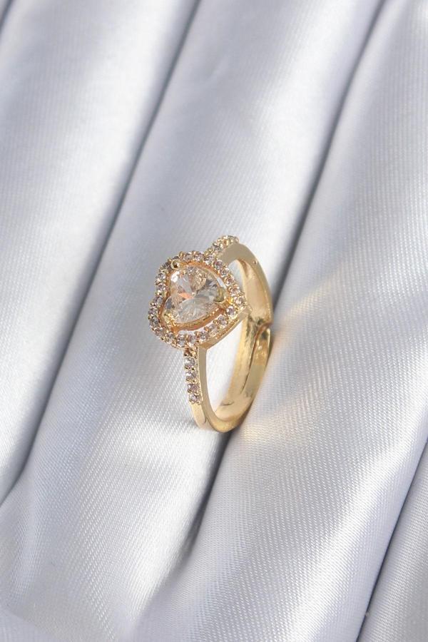 Pirinç Gold Renk Zirkon Taşlı Kalp Charm Model Kadın Yüzük - TJ-BYK2858 - Image 1