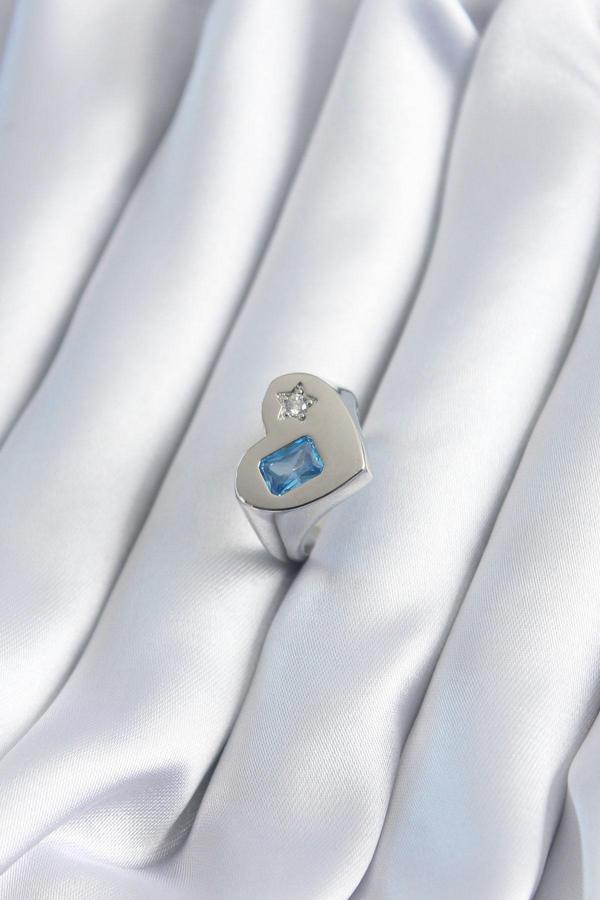 Pirinç Gümüş Renk Kalp Model Yıldız Zirkon Taş Detay Kadın Yüzük - TJ-BYK2894 - Image 1